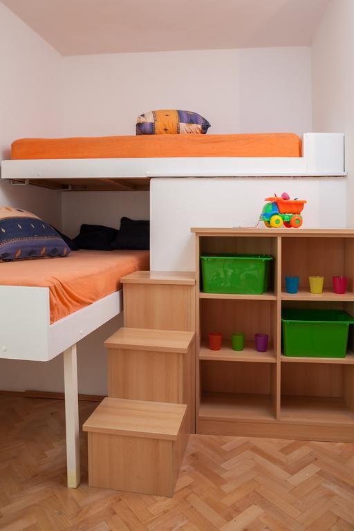 Kornelija 2 Apartment Podgora Room photo